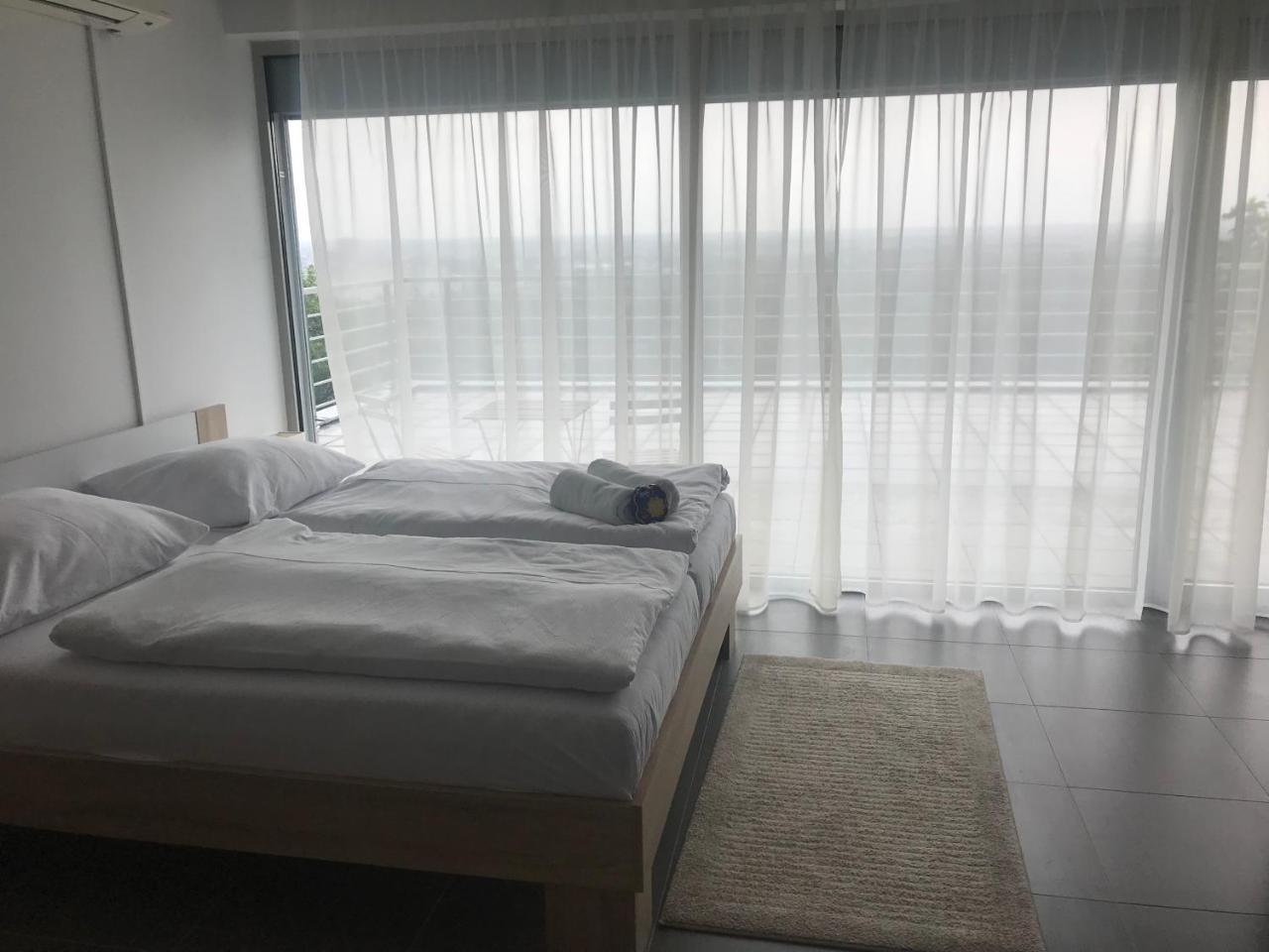 River View Residence Bratislava Luaran gambar