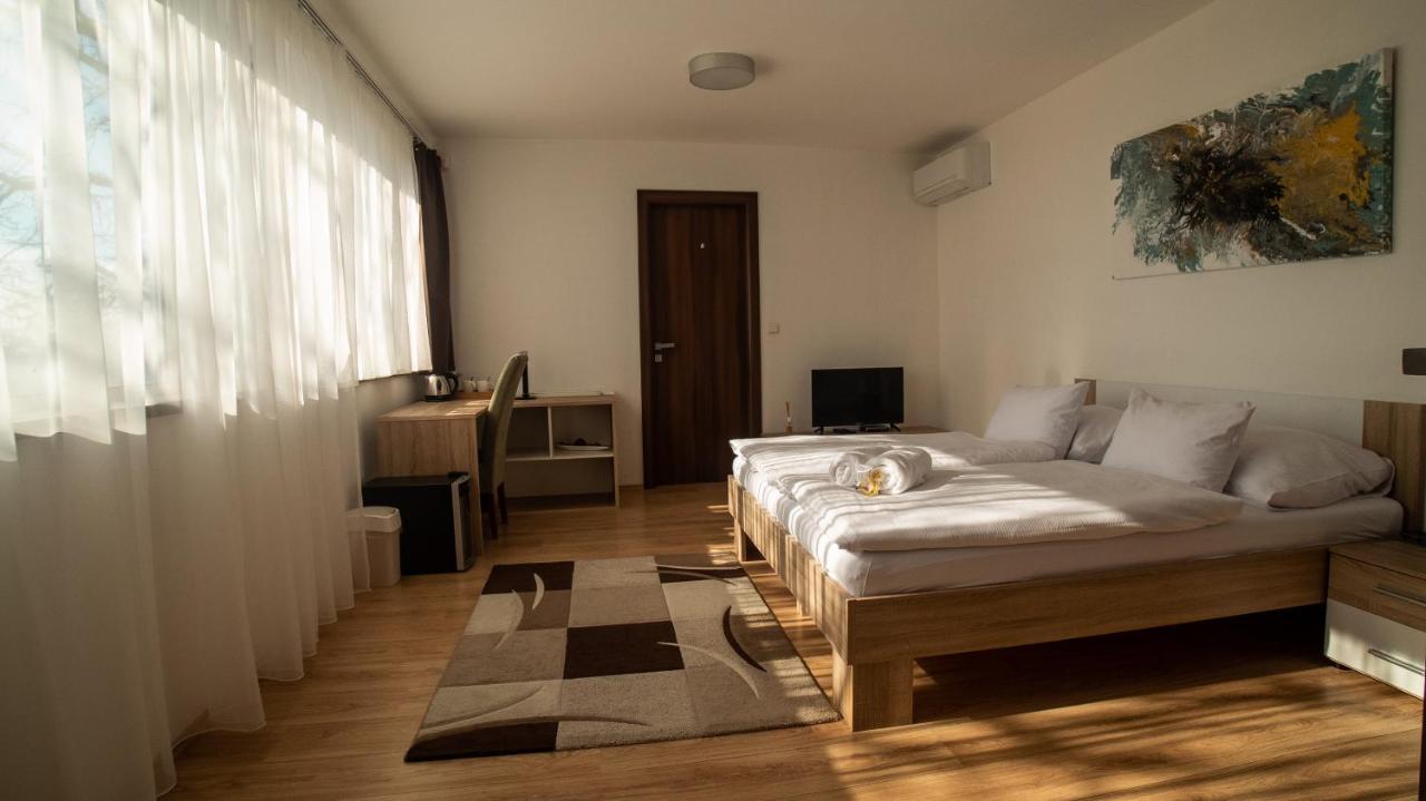 River View Residence Bratislava Luaran gambar