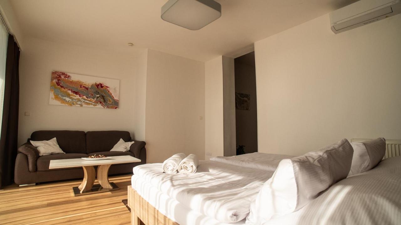 River View Residence Bratislava Luaran gambar