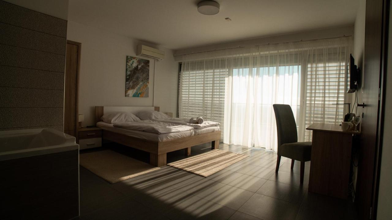 River View Residence Bratislava Luaran gambar